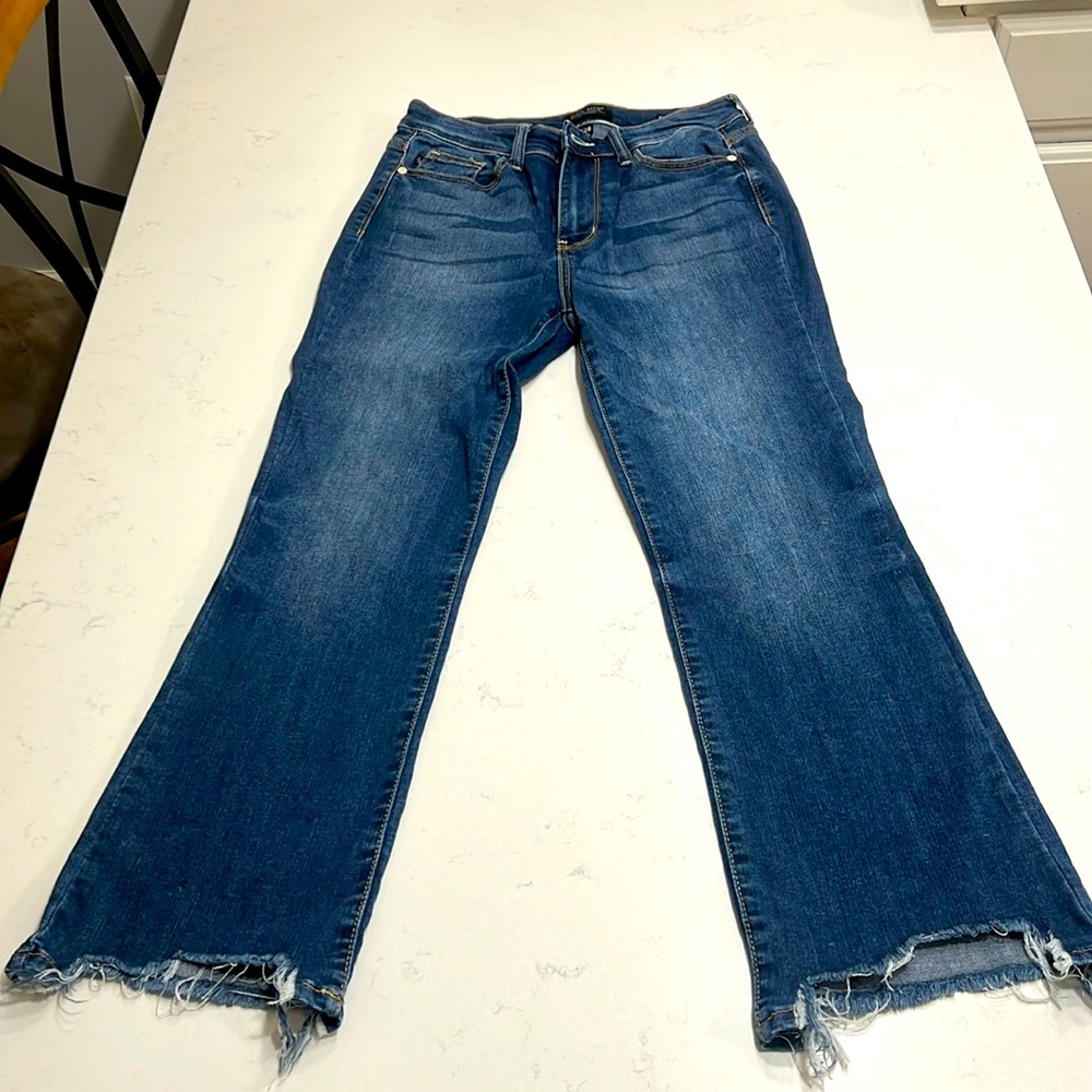 Judy Blue cropped Jean. Size 7.